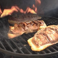 Barbecue Bois Augoust Original Noir -Weber Boutique barbecue bois augoust original 10