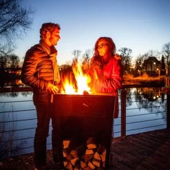 Barbecue Bois Augoust Original Noir -Weber Boutique barbecue bois augoust original 8